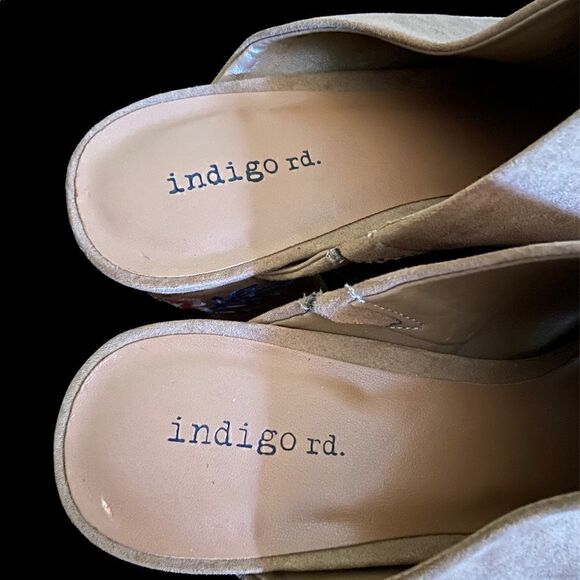 𝅺indigo Rd. Slip On Sandals Great Condition. - Picture 5 of 7